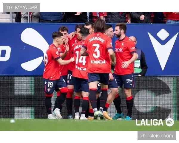 传闻:多家英超俱乐部关注比利亚雷亚尔中场巴埃纳 传闻:多家英超俱乐部关注比利亚雷亚尔中场巴埃纳