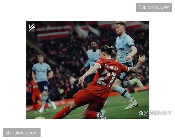 镜头回放:马赛后卫压迫失误送点,主帅场边暴怒 镜头回放:马赛后卫压迫失误送点,主帅场边暴怒